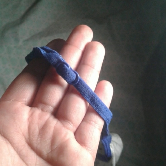 A set of 2 training bras - Picture 4 of 4